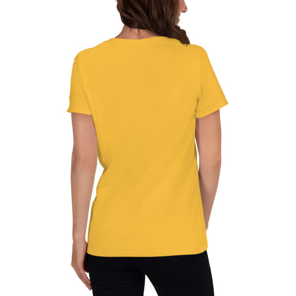 Dam t-shirt med stort tryck på bröstet. - Bild 10