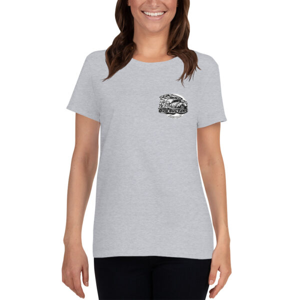 Dam t-shirt med tryck på vänster bröst. - Bild 7